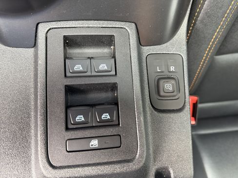 Used 2024 Ford Bronco Badlands AWD/4WD image 31