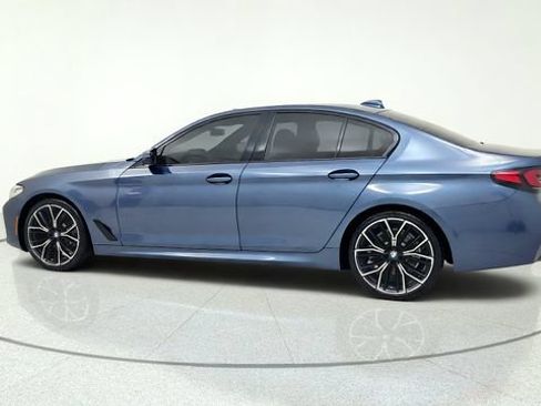 Used 2023 BMW 530i w/ M Sport Package RWD image 5