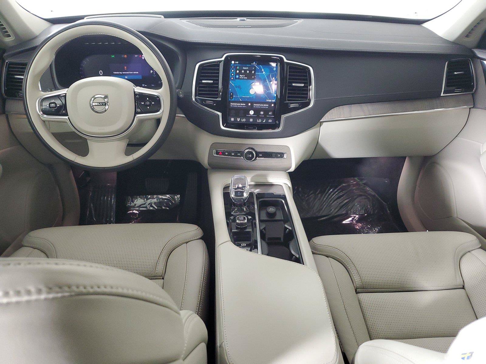 Certified 2024 Volvo XC90 B6 Ultimate w/ Protection Package Premier AWD/4WD image 15
