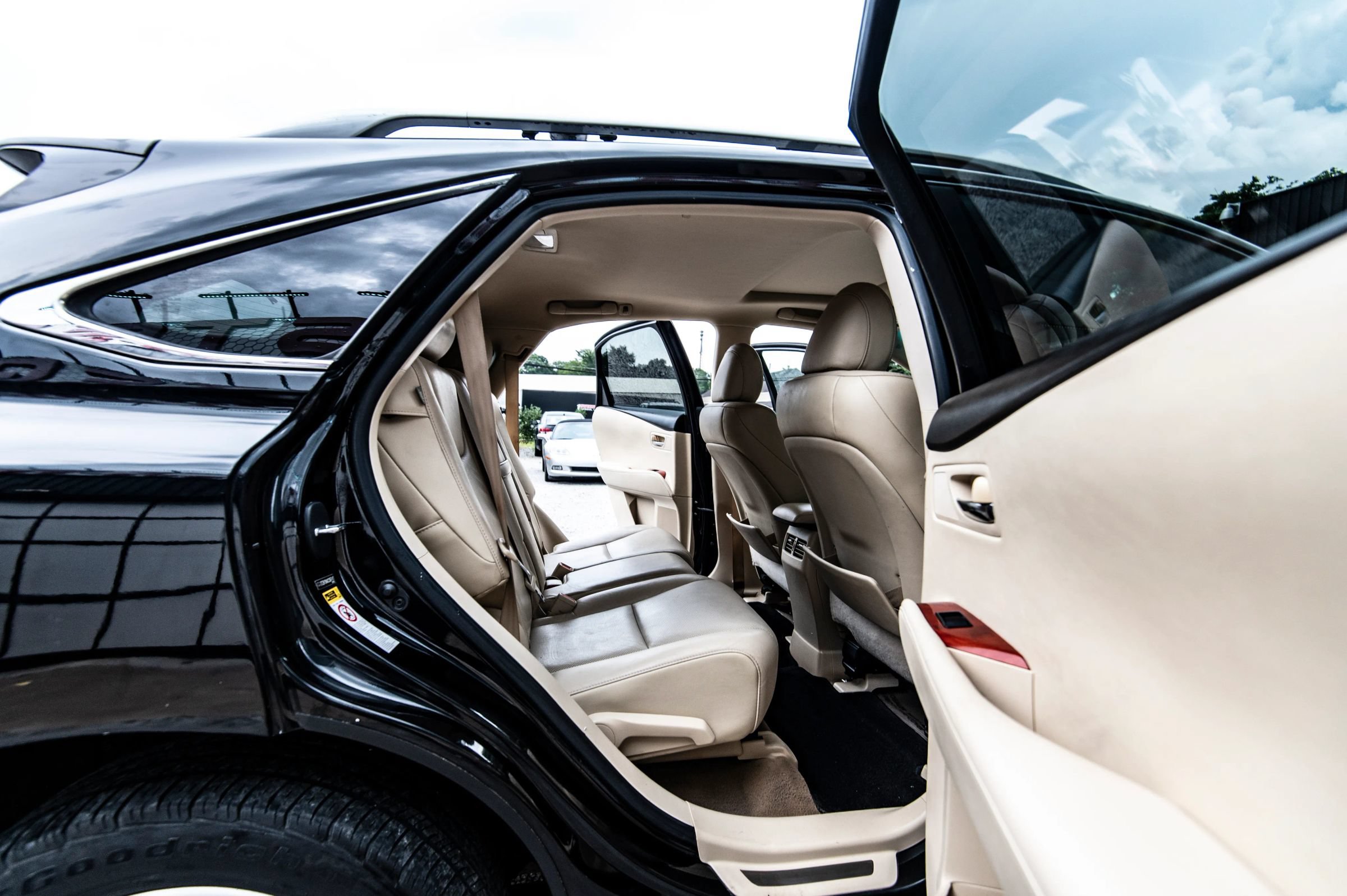 Used 2012 Lexus RX 350 FWD w/ Premium Pkg image 29