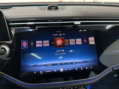 New 2026 Mercedes-Benz E 53 AMG e 4MATIC Sedan image 17