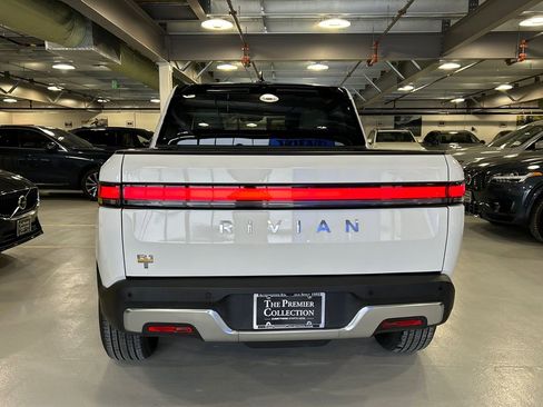 Used 2023 Rivian R1T Adventure image 3
