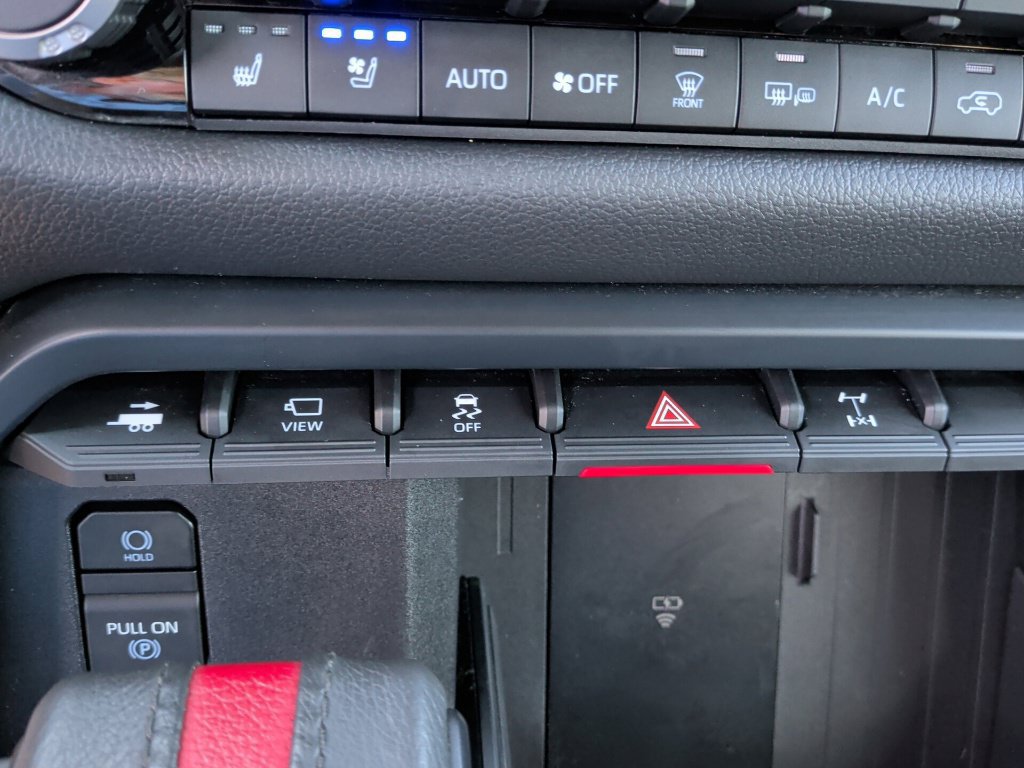 Used 2025 Toyota Sequoia TRD Pro AWD/4WD image 29