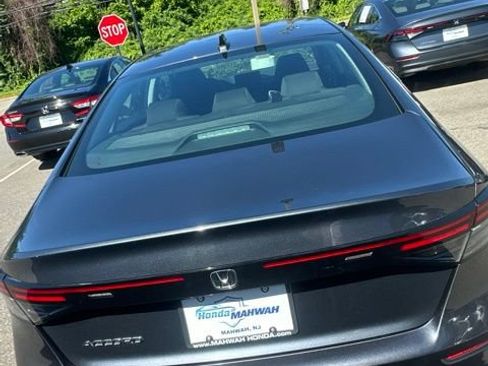 Certified 2023 Honda Accord EX image 4