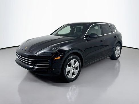 Certified 2023 Porsche Cayenne AWD/4WD image 1