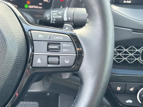 Used 2025 Honda Accord Touring image 8