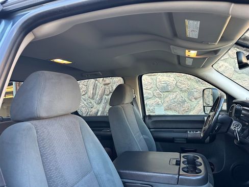 Used 2008 Chevrolet Silverado 2500 LT w/ 1LT Convenience Package image 31