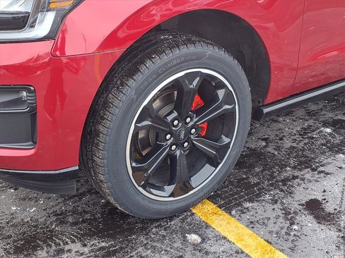 Used 2022 Ford Expedition Max Limited image 30