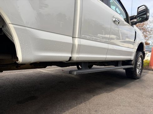 Used 2020 Ford F250 Lariat w/ Chrome Package image 14