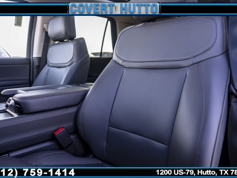 New 2025 Ford Expedition Active image 13