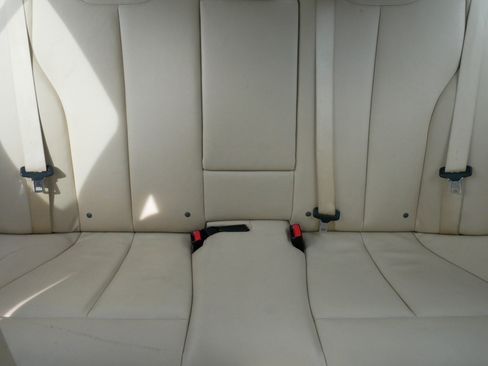 Used 2015 BMW 320i xDrive Sedan AWD/4WD image 13
