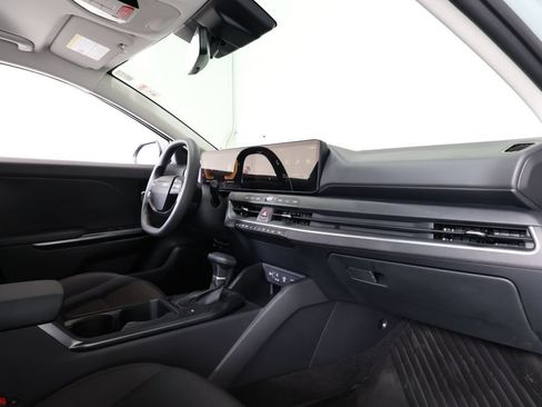 Used 2026 Kia K4 FWD image 19