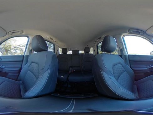 Used 2025 Nissan Pathfinder SV image 45