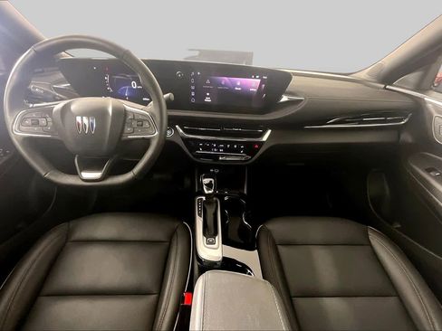 Certified 2025 Buick Envista Avenir FWD image 14