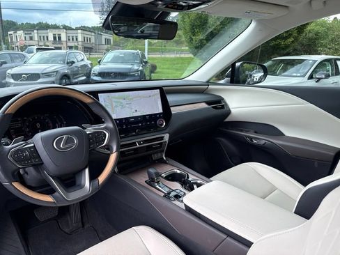 Used 2024 Lexus RX 350 Premium w/ Accessory Package (Z1) AWD/4WD image 13