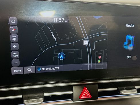 Used 2024 Hyundai Elantra SEL image 22