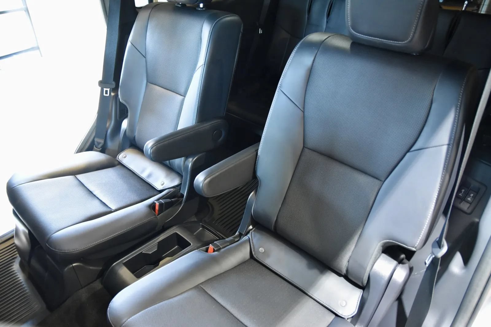 Used 2024 Lexus GX 550 w/ Accessory Package (Z1) AWD/4WD image 21