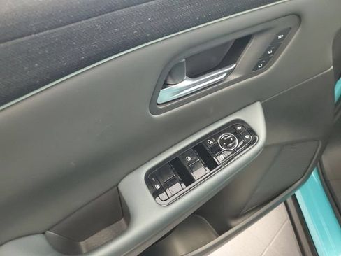 New 2026 Nissan Leaf Platinum+ FWD image 10