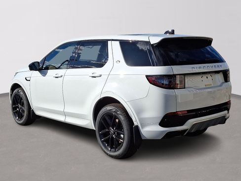 New 2025 Land Rover Discovery Sport S image 4