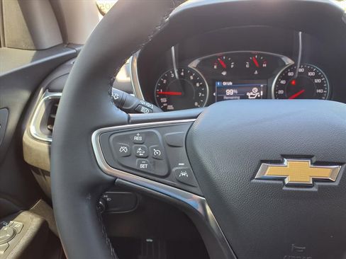 Used 2024 Chevrolet Equinox LT FWD image 26