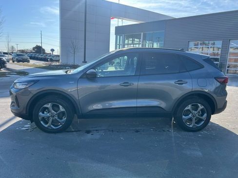 Used 2025 Ford Escape ST-Line w/ Tech Pack #1 image 8