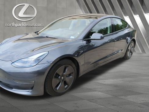 Used 2021 Tesla Model 3 Long Range AWD/4WD image 3