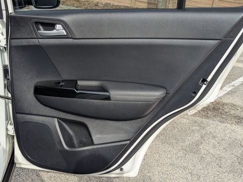 Used 2020 Kia Sportage EX FWD image 27