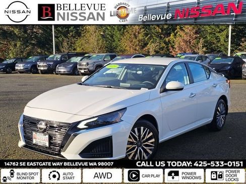 Used 2023 Nissan Altima 2.5 SV AWD/4WD image 1