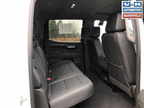 Used 2025 GMC Sierra 1500 SLT AWD/4WD image 21