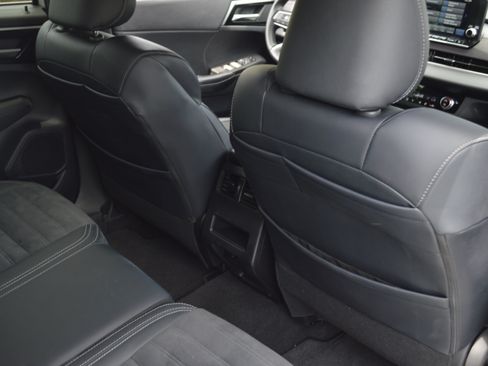 Used 2024 Mitsubishi Outlander SE FWD image 36