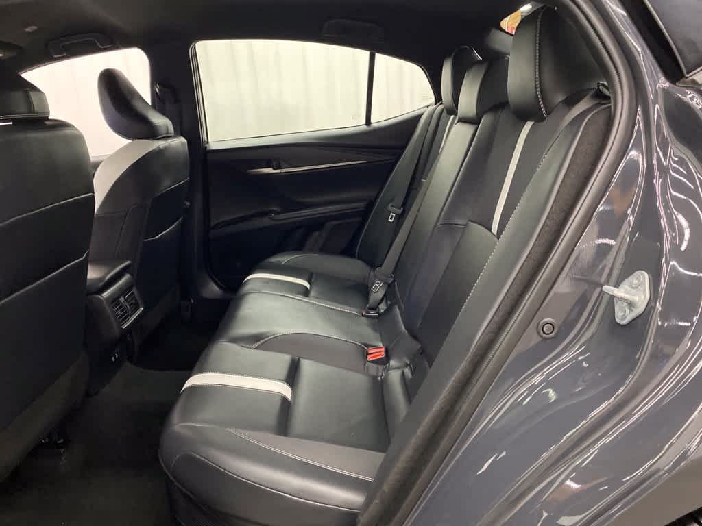 Used 2025 Toyota Camry SE FWD image 16