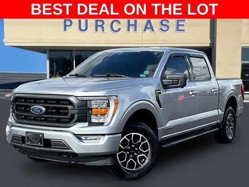 Used 2021 Ford F150 XLT w/ Equipment Group 302A High AWD/4WD image 3