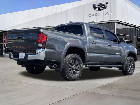 Used 2021 Toyota Tacoma SR5 RWD image 7