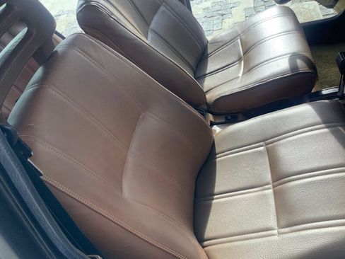 Used 1987 Volvo 240 DL image 37