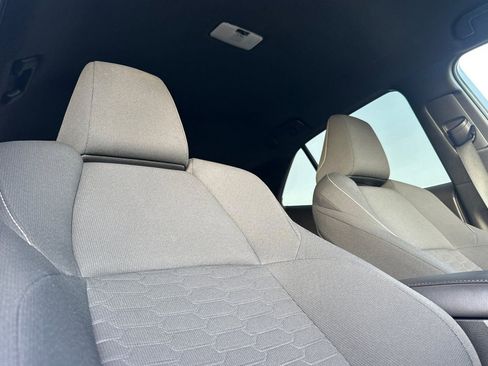 Used 2022 Toyota Corolla SE w/ SE Preferred Package image 20