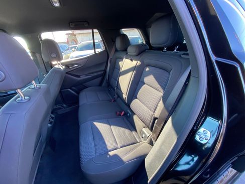 Used 2025 Chevrolet Equinox LT image 25