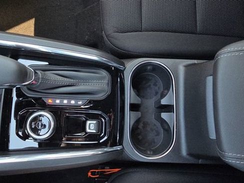 New 2026 GMC Canyon Elevation w/ Convenience Package image 33