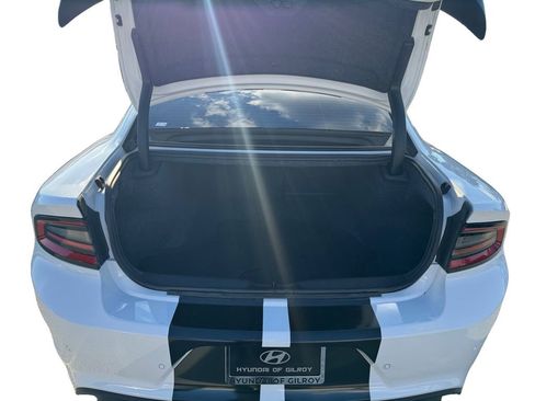 Used 2023 Dodge Charger R/T w/ Plus Group image 9