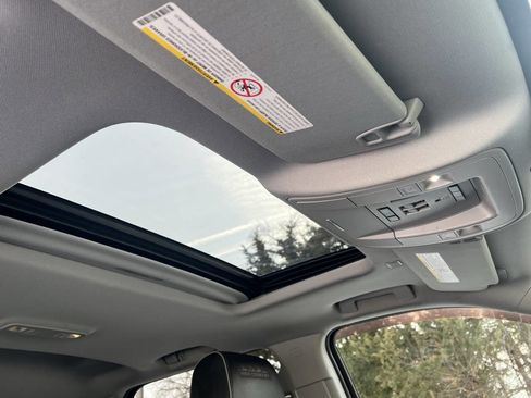 Used 2018 Chevrolet Silverado 3500 High Country image 26