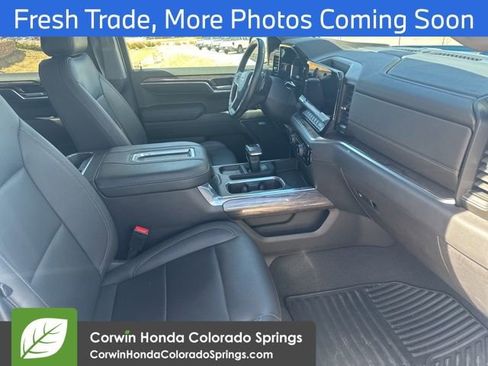 Used 2022 Chevrolet Silverado 1500 LTZ w/ LTZ Convenience Package II image 9