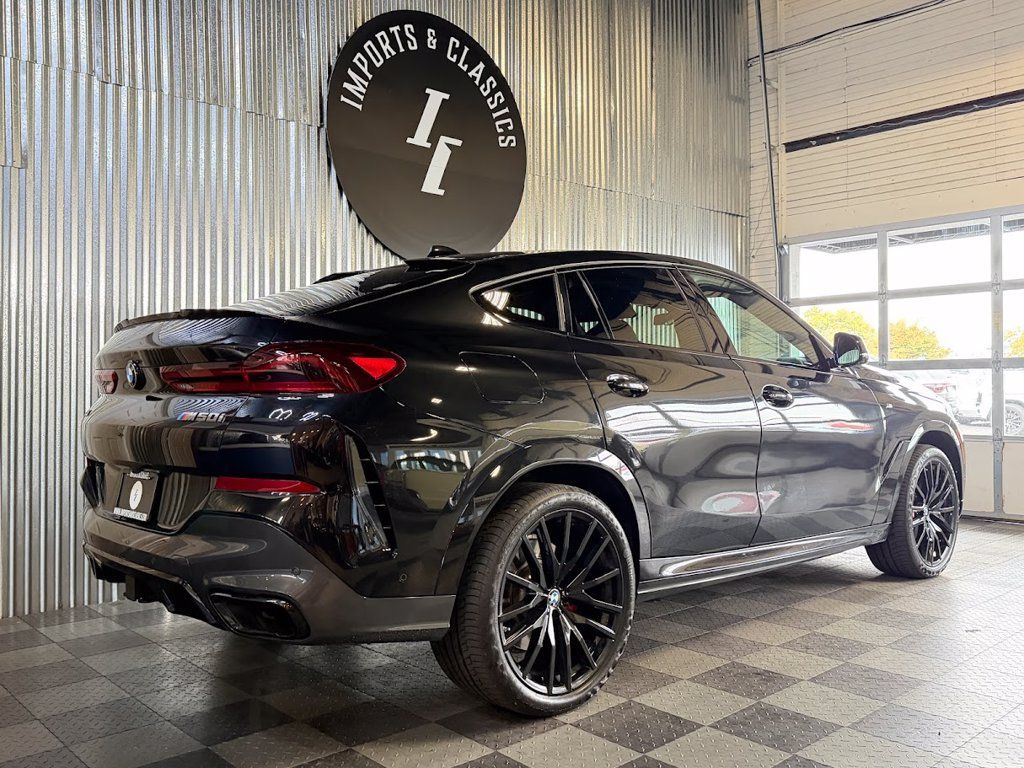 Used 2022 BMW X6 M50i AWD/4WD image 2
