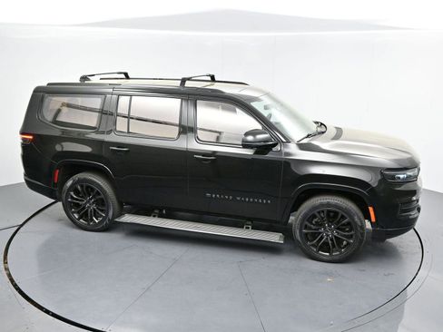 Used 2024 Jeep Grand Wagoneer Series III w/ Quick Order Packagew 28T AWD/4WD image 45