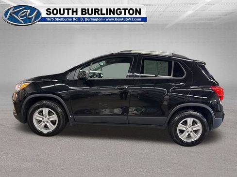 Used 2021 Chevrolet Trax LT AWD/4WD image 3