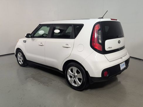 Used 2018 Kia Soul w/ Convenience Package FWD image 5