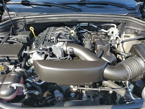 Used 2024 Dodge Durango GT RWD image 36