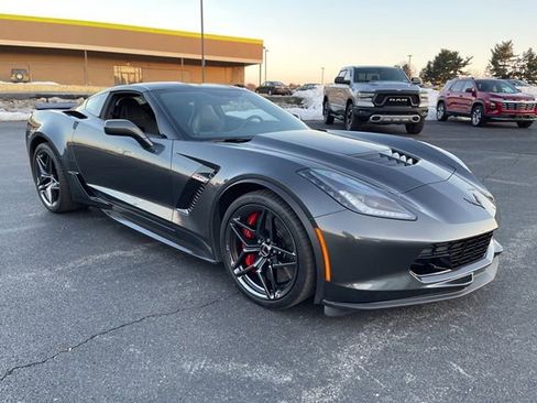 Used 2017 Chevrolet Corvette Z06 w/ Battery Protection Package image 3