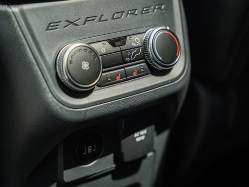 New 2026 Ford Explorer ST-Line w/ ST-Line Street Pack AWD/4WD image 44