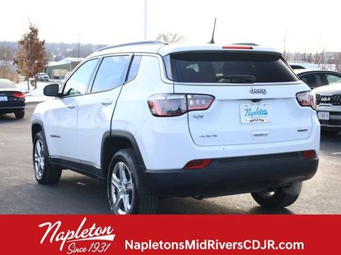 Used 2024 Jeep Compass Latitude image 6