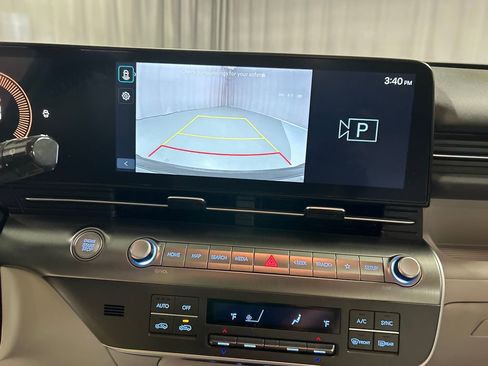 Used 2025 Hyundai Kona SEL image 16