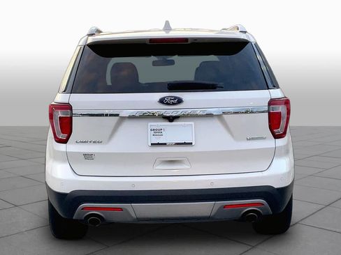 Used 2017 Ford Explorer Limited w/ Class II Trailer Tow Package FWD image 5